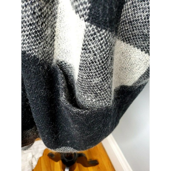 BANANA REPUBLIC Buffalo Check Mohair Cardigan - Picture 5 of 9